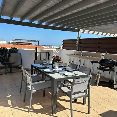 2 Bedroom Penthouse With Swimming Pool Διαμέρισμα *