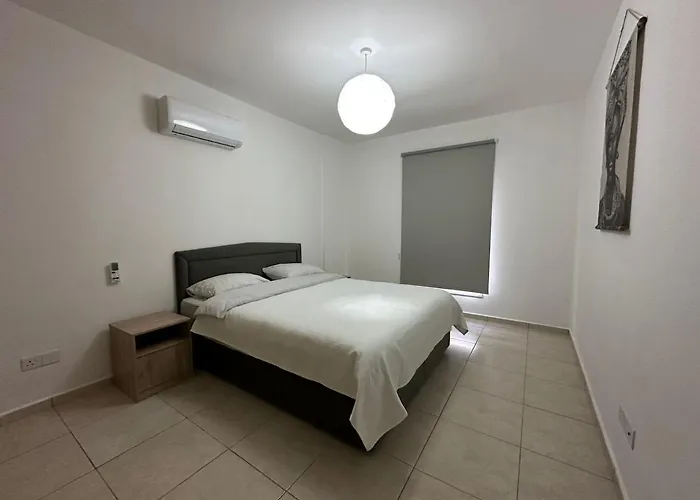 2 Bedroom Penthouse With Swimming Pool * Κίτι