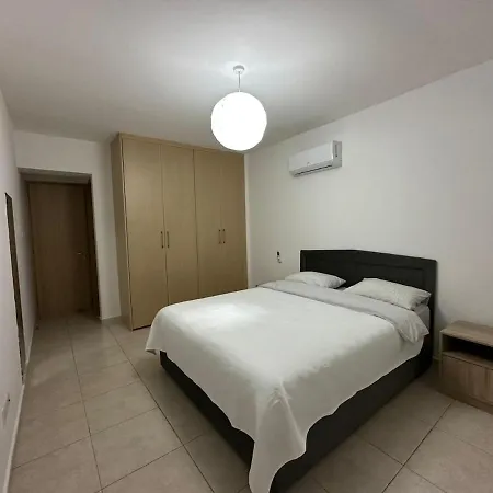 2 Bedroom Penthouse With Swimming Pool Apartamento *