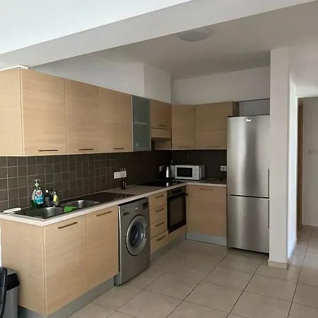 Apartamento 2 Bedroom Penthouse With Swimming Pool