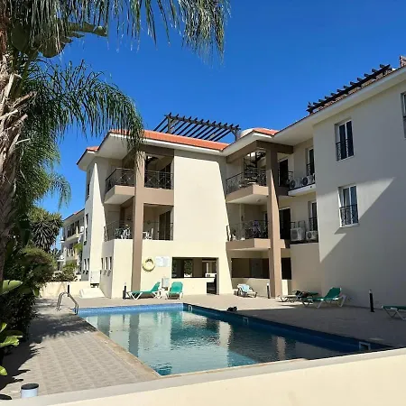 2 Bedroom Penthouse With Swimming Pool *